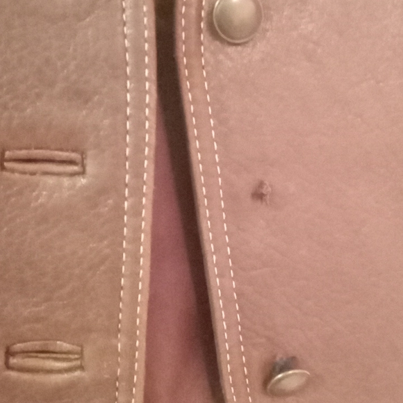 Georgetown Leather Vest - Picture 2 of 4